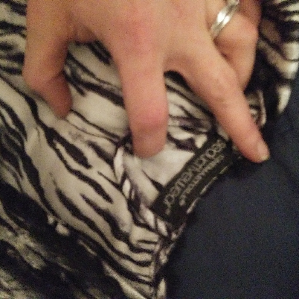 Nighty - Picture 2 of 2